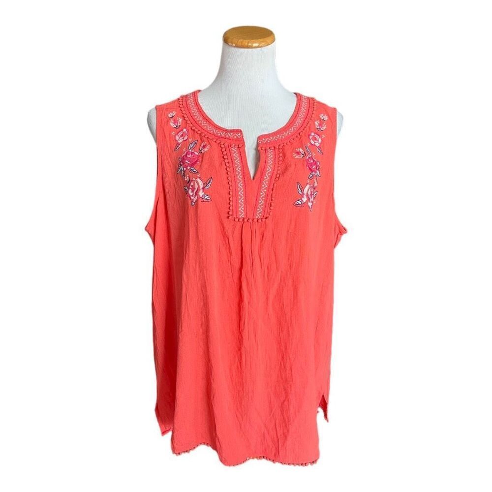 NWT Womens Whispers New York Sleeveless Embroidered Split Neck Top - Sz 2X